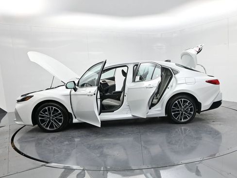 New 2026 Toyota Camry XLE image 70