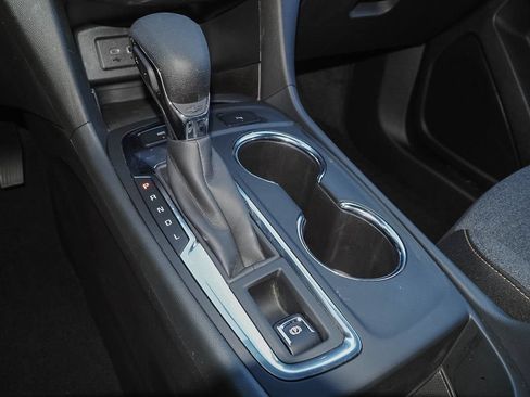 Certified 2023 Chevrolet Equinox LT AWD/4WD image 15