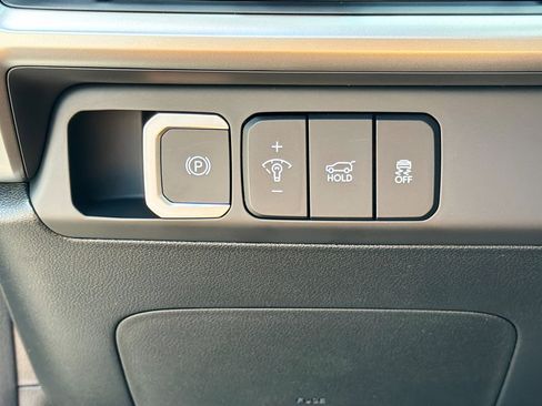 New 2026 Hyundai Santa Fe SE FWD image 31