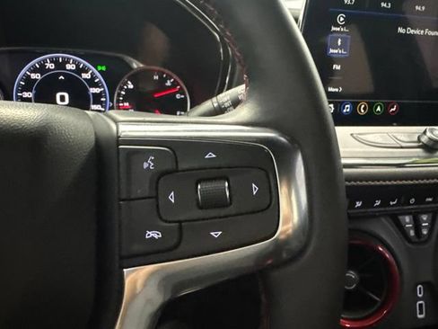 Used 2025 Chevrolet Blazer RS FWD image 37