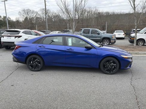 New 2026 Hyundai Elantra Sport image 8