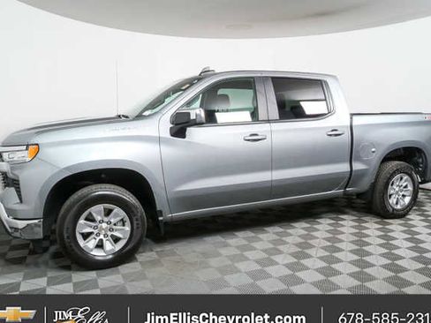 Certified 2025 Chevrolet Silverado 1500 LT image 24