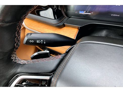 Used 2023 Jeep Grand Cherokee Summit AWD/4WD image 20