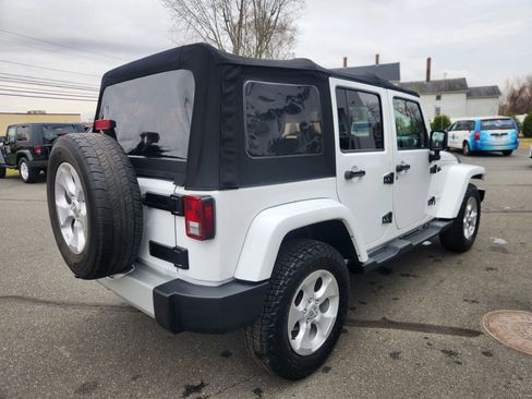 Used 2013 Jeep Wrangler Unlimited Sahara w/ Connectivity Group image 14