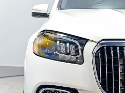 Used 2024 Mercedes-Benz Maybach GLS 600 4MATIC image 56
