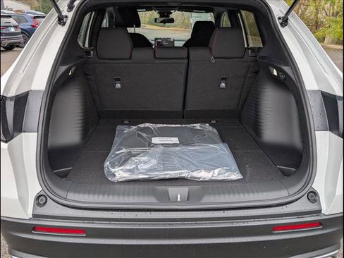 New 2026 Honda HR-V Sport image 14