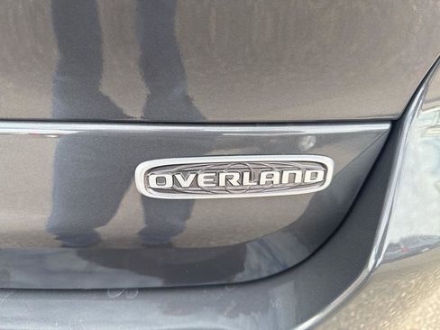 Used 2025 Jeep Grand Cherokee L Overland w/ Trailer Tow Package AWD/4WD image 37