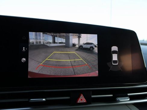 Certified 2022 Hyundai Elantra Limited image 35