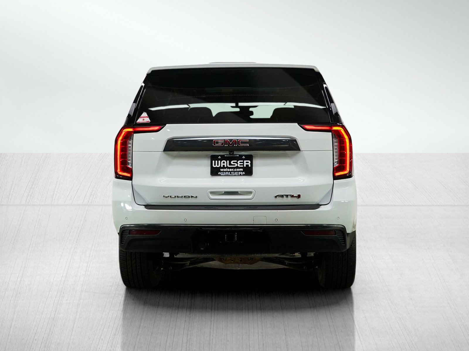Used 2021 GMC Yukon AT4 w/ AT4 Premium Plus Package AWD/4WD image 4