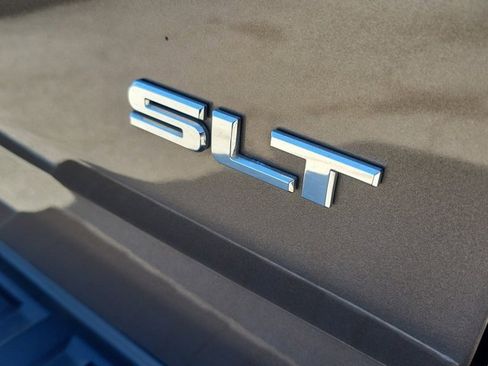 Used 2016 GMC Canyon SLT image 11