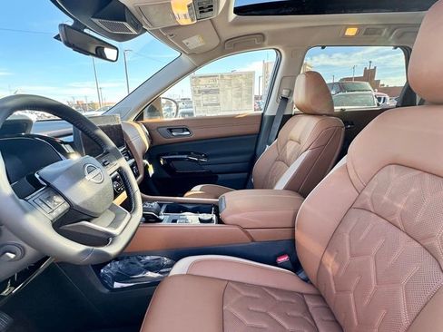 New 2026 Nissan Pathfinder Platinum w/ Cargo Package image 23