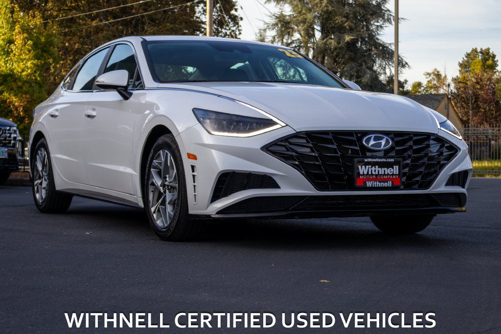 Used 2023 Hyundai Sonata SEL w/ Cargo Package FWD image 2