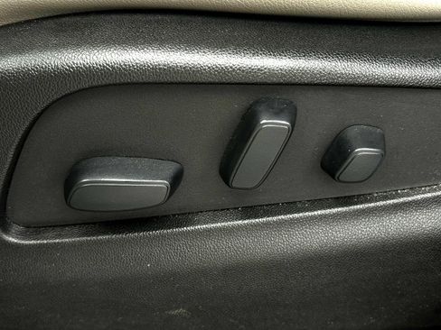 Used 2019 Cadillac XT4 Luxury image 23