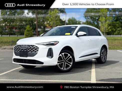 Used 2025 Audi Q5 Premium w/ Convenience Package AWD/4WD image 1