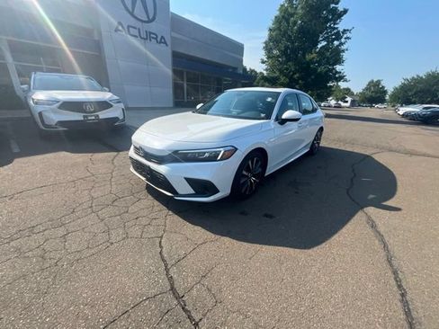 Used 2024 Honda Civic EX image 31