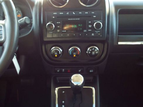 Used 2015 Jeep Patriot High Altitude image 15