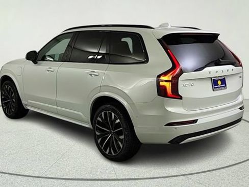 New 2026 Volvo XC90 T8 Ultra w/ Protection Package AWD/4WD image 5