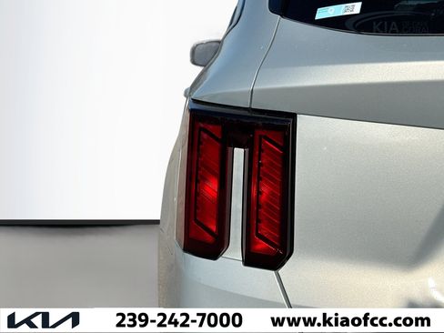New 2026 Kia Sorento S image 10