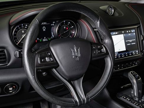 Used 2022 Maserati Levante GT image 20