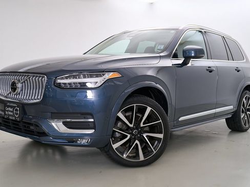 Certified 2023 Volvo XC90 B6 Plus w/ Protection Package AWD/4WD image 2