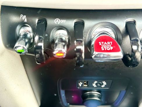 Used 2018 MINI Cooper Countryman S FWD image 32