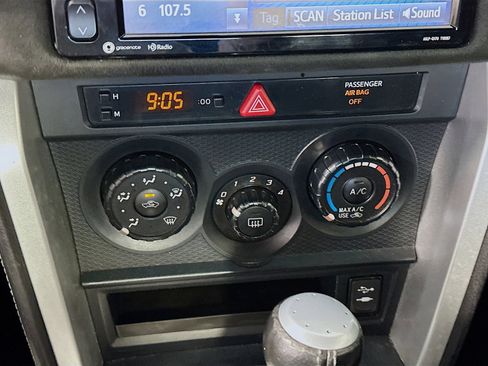 Used 2017 Toyota 86 RWD image 15