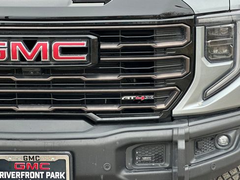 Used 2024 GMC Sierra 1500 AT4X image 53