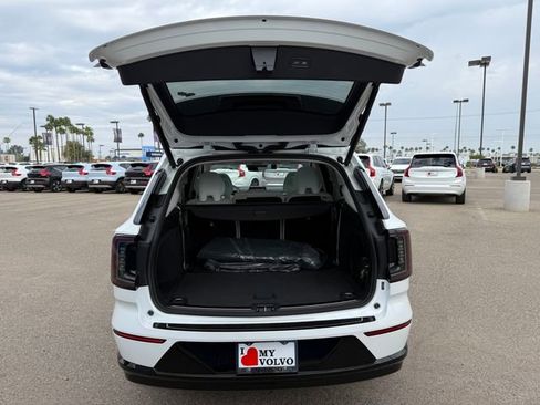 New 2025 Volvo EX90 Plus w/ Protection Package Premier image 13