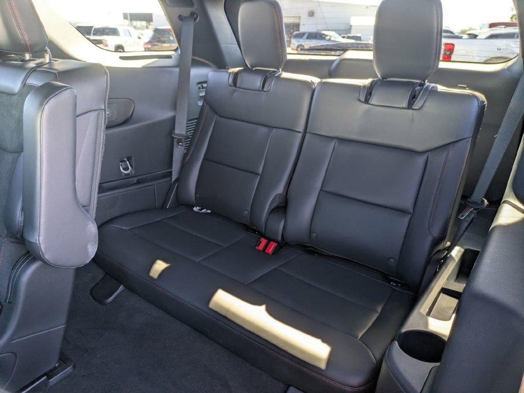 Used 2026 Ford Explorer ST w/ Sun And Sound Package AWD/4WD image 36