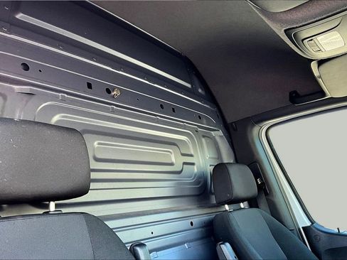 Used 2021 Mercedes-Benz Sprinter 3500 w/ Driver Convenience Package image 20