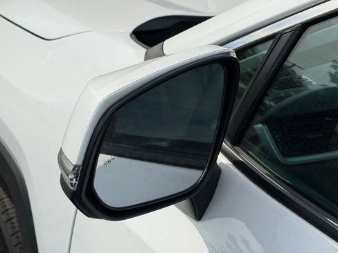Used 2023 Toyota RAV4 XLE AWD/4WD image 11