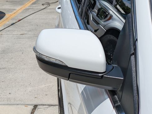 Used 2020 Ford Edge SEL w/ Convenience Package FWD image 9