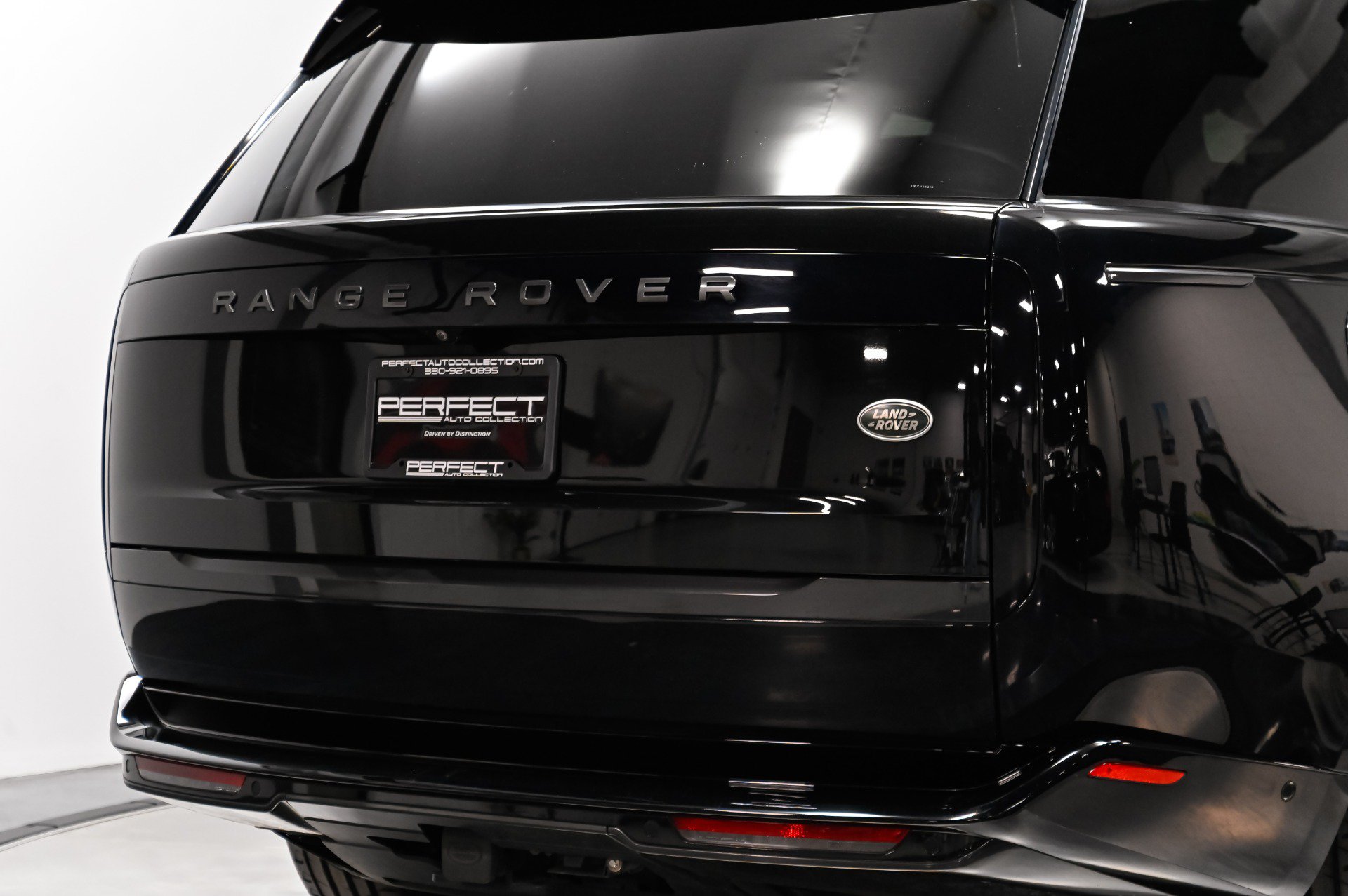 Used 2023 Land Rover Range Rover SE AWD/4WD image 52