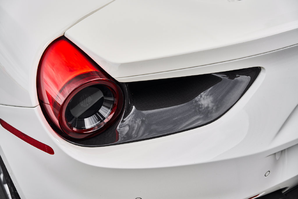 Used 2018 Ferrari 488 Spider RWD image 12