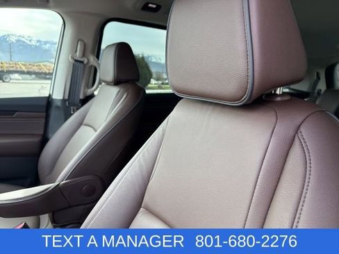 Used 2026 Honda Odyssey Touring image 12
