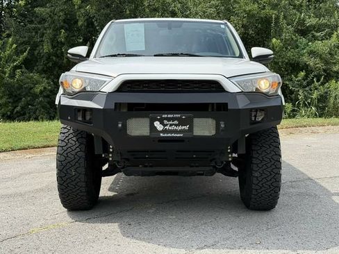 Used 2016 Toyota 4Runner SR5 Premium AWD/4WD image 9
