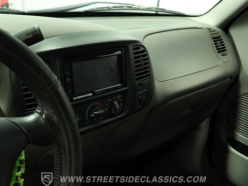 Used 2003 Ford F150 Lightning RWD image 36