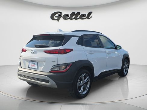 Used 2023 Hyundai Kona SEL AWD/4WD image 3