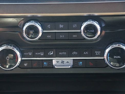 Used 2024 Ford F350 King Ranch w/ Chrome Package AWD/4WD image 18