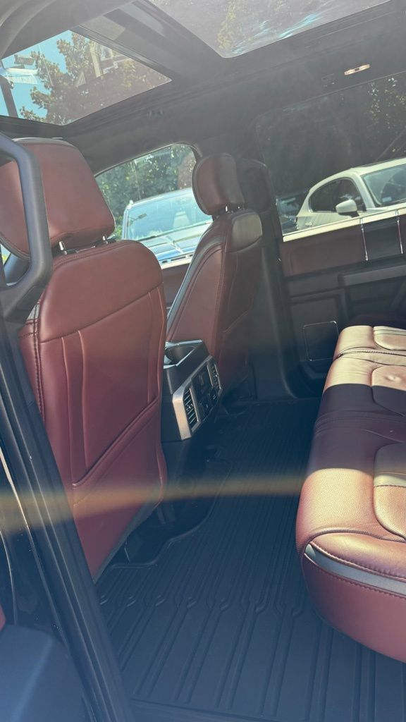 Used 2018 Ford F150 Platinum w/ Technology Package AWD/4WD image 19