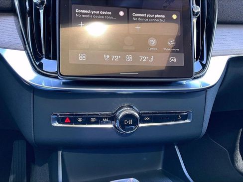 New 2026 Volvo XC90 B5 Core AWD/4WD image 33