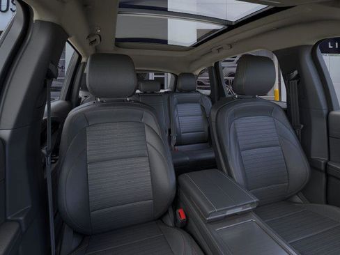 New 2026 Lincoln Nautilus Reserve w/ Jet Appearance Package image 10