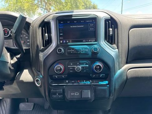 Used 2022 Chevrolet Silverado 2500 LT w/ Convenience Package AWD/4WD image 29
