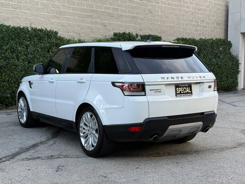 Used 2017 Land Rover Range Rover Sport HSE image 3