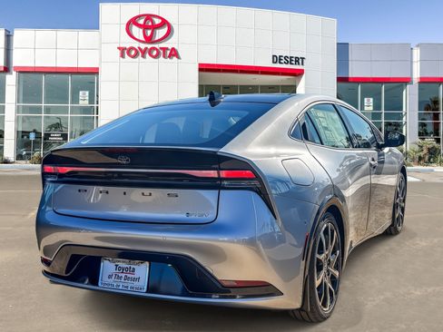 New 2026 Toyota Prius Plug-In Hybrid FWD image 7