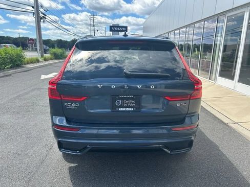 Certified 2024 Volvo XC60 B5 Core w/ Protection Package Premier AWD/4WD image 4