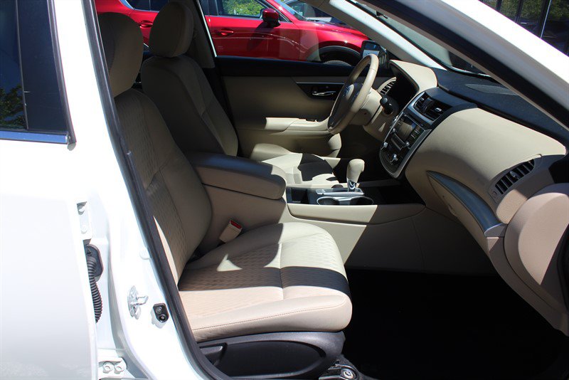 Used 2016 Nissan Altima 2.5 SV FWD image 22