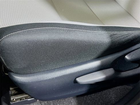 Certified 2018 Toyota RAV4 LE Plus image 18