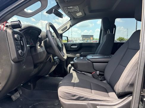 Used 2022 Chevrolet Silverado 1500 Custom Trail Boss AWD/4WD image 10