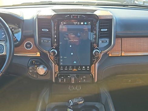 Used 2023 RAM 1500 Limited w/ Trailer Tow Group image 17